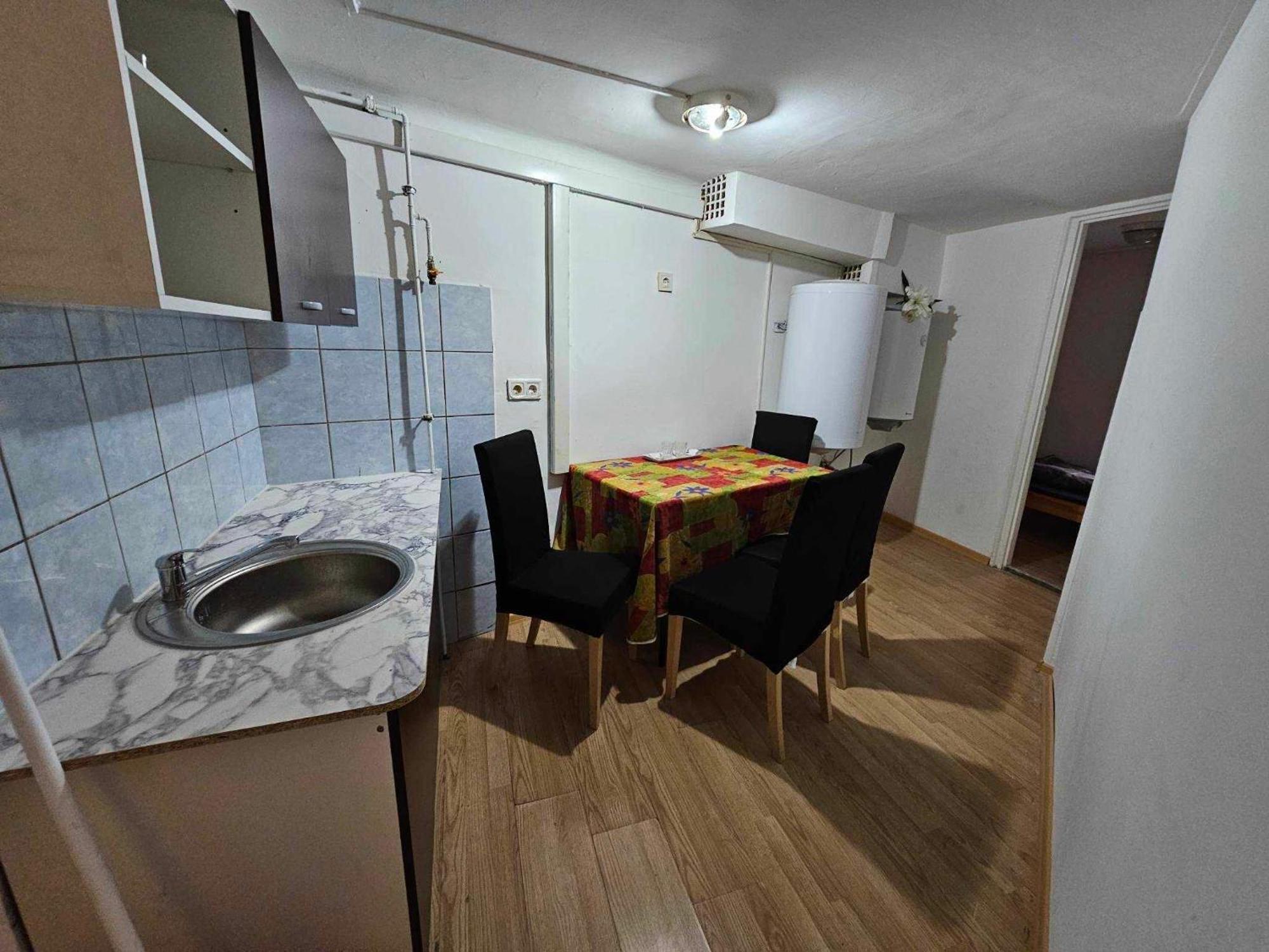 Dab Josika Homestay Budapest